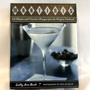 NWOT 50 Martini Recipe Cards with Matching Recipe Box - 5x3.75” Cards